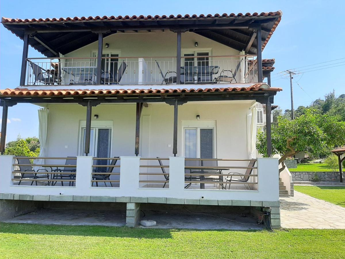 Latoura Studios Ormos Panagias Exterior foto